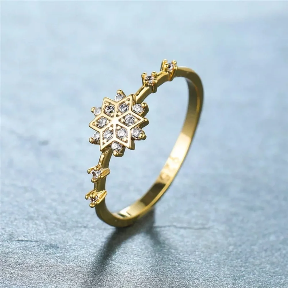 White Crystal Stone Zircon Thin Snowflake Ring